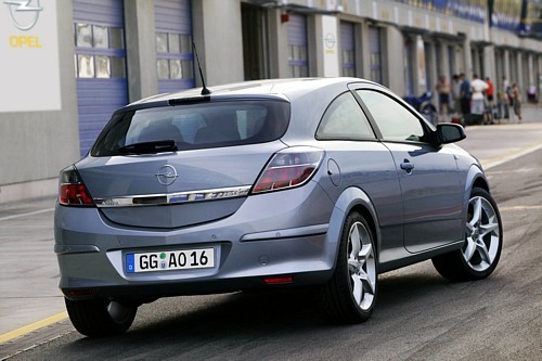 Opel uzupełnia gamę Astry