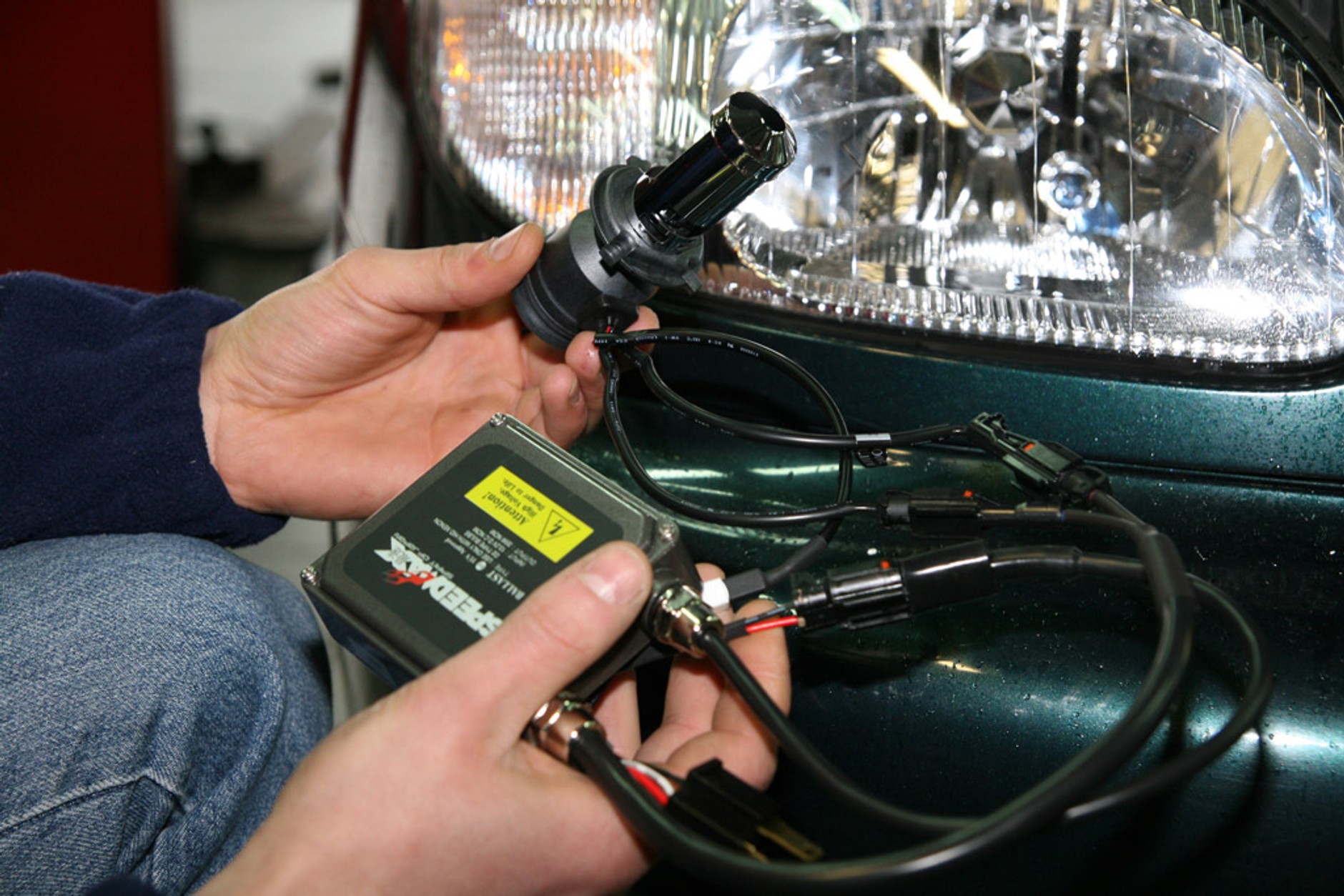 Ksenony, EGR i DPF: zobacz, czym grożą nielegalne przeróbki aut