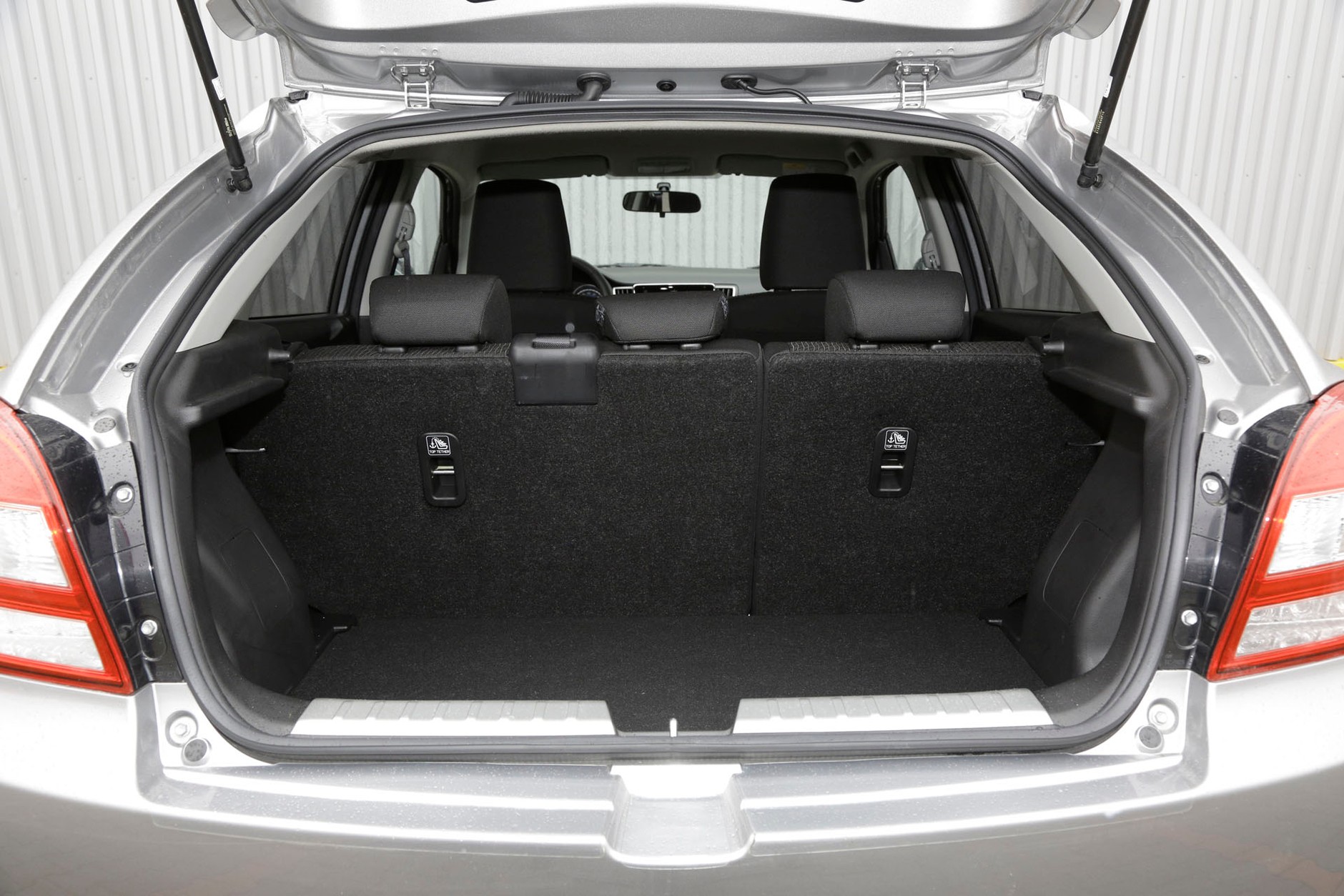 Skoda Fabia 1.2 TSI kontra Suzuki Baleno 1.0 Boosterjet - kto tu jest bez szans?