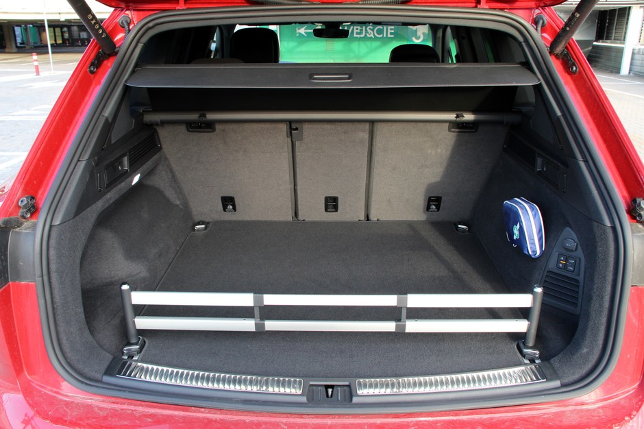 Volkswagen Touareg 3.0 TDI V6 R-Line