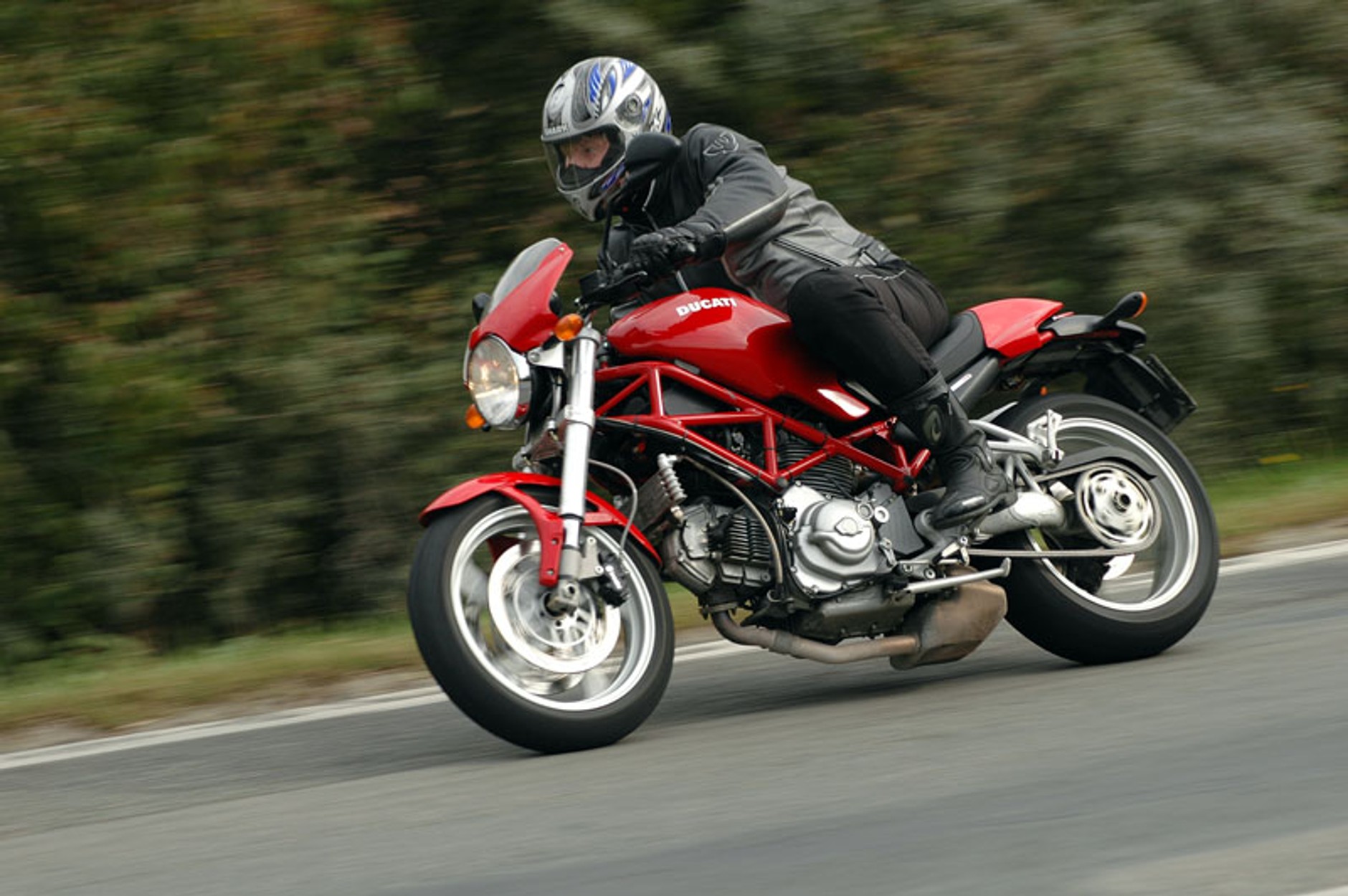Ducati Monster S2R – włoska żyleta (test)