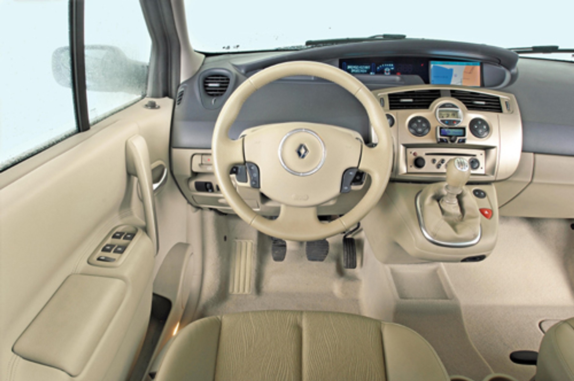 Renault Scenic, Citroen C4 Picasso, Ford C-Max - Sztuka nowoczesna czy klasyczna?