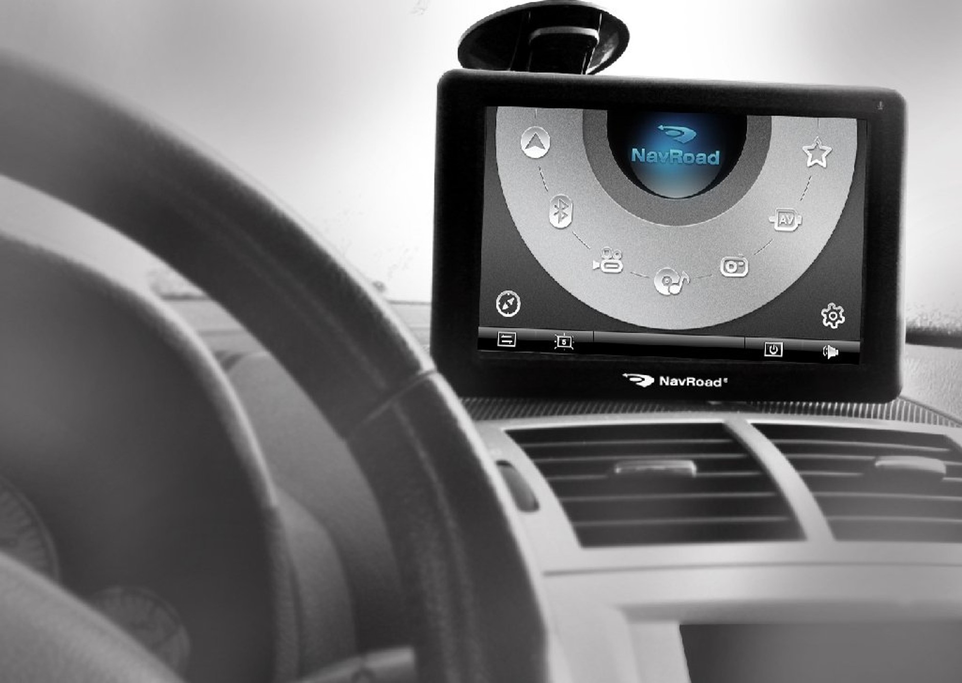 NavRoad Hugo - Nawigacja szybsza od kierowcy