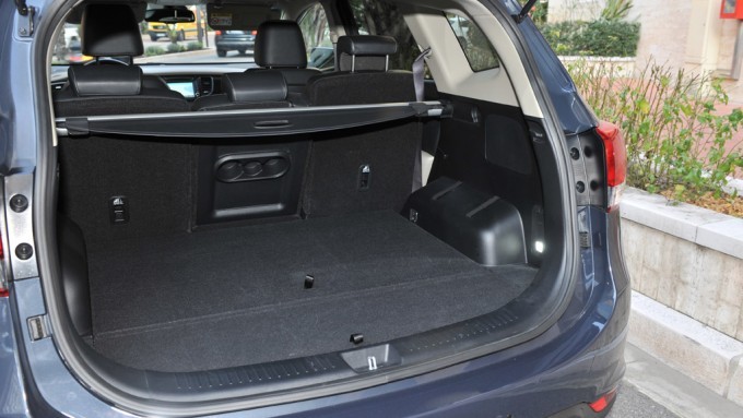 Kia Carens: pierwsze jazdy nowym koreańskim vanem