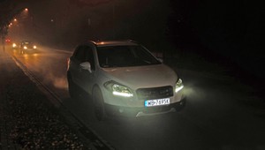 Czujnik zmierzchu w samochodzie – funkcjonalny dodatek, czy zbędny gadżet?