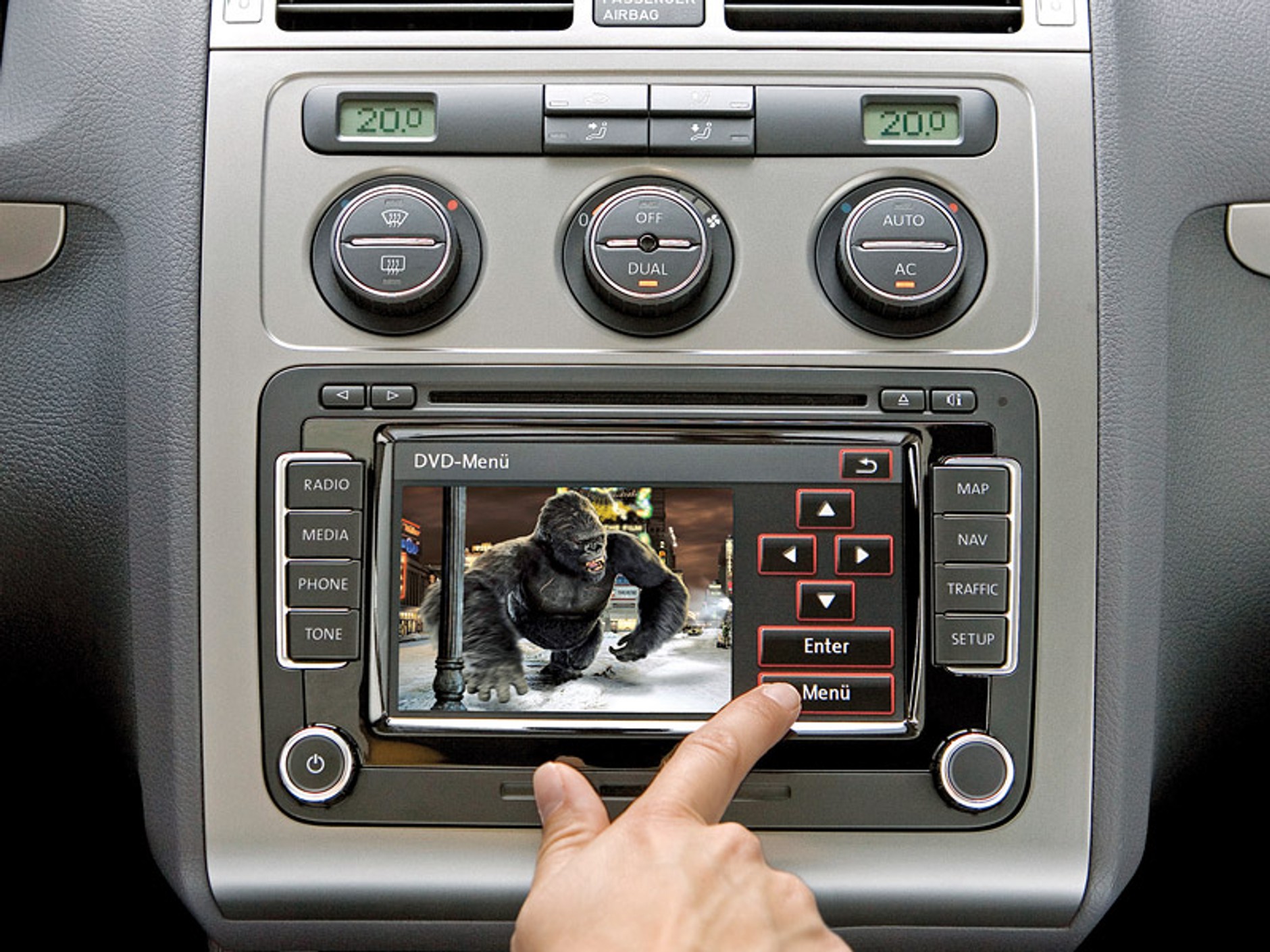 Nowa nawigacja VW RNS 510 (Škoda Trinax): Kino czy sala koncetowa?