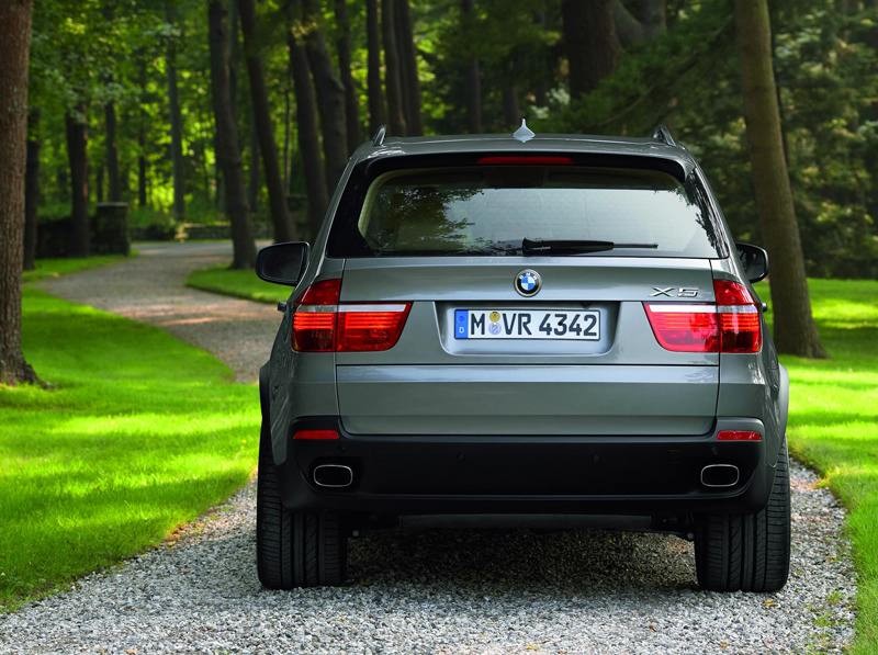 Nowe BMW X5: oficjalne zdjęcia i kompletne informacje