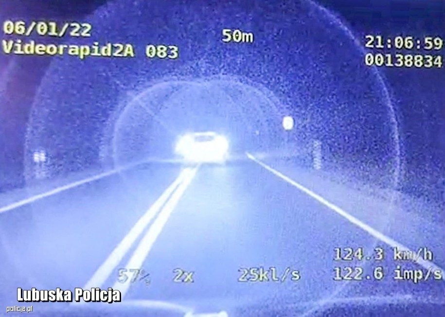 Szaleńczy pościg za kierowcą Forda