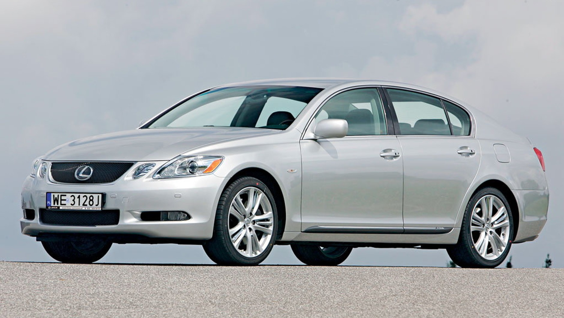 Lexus GS trzeciej generacji (2005-12). Zdjęcie ilustracyjne