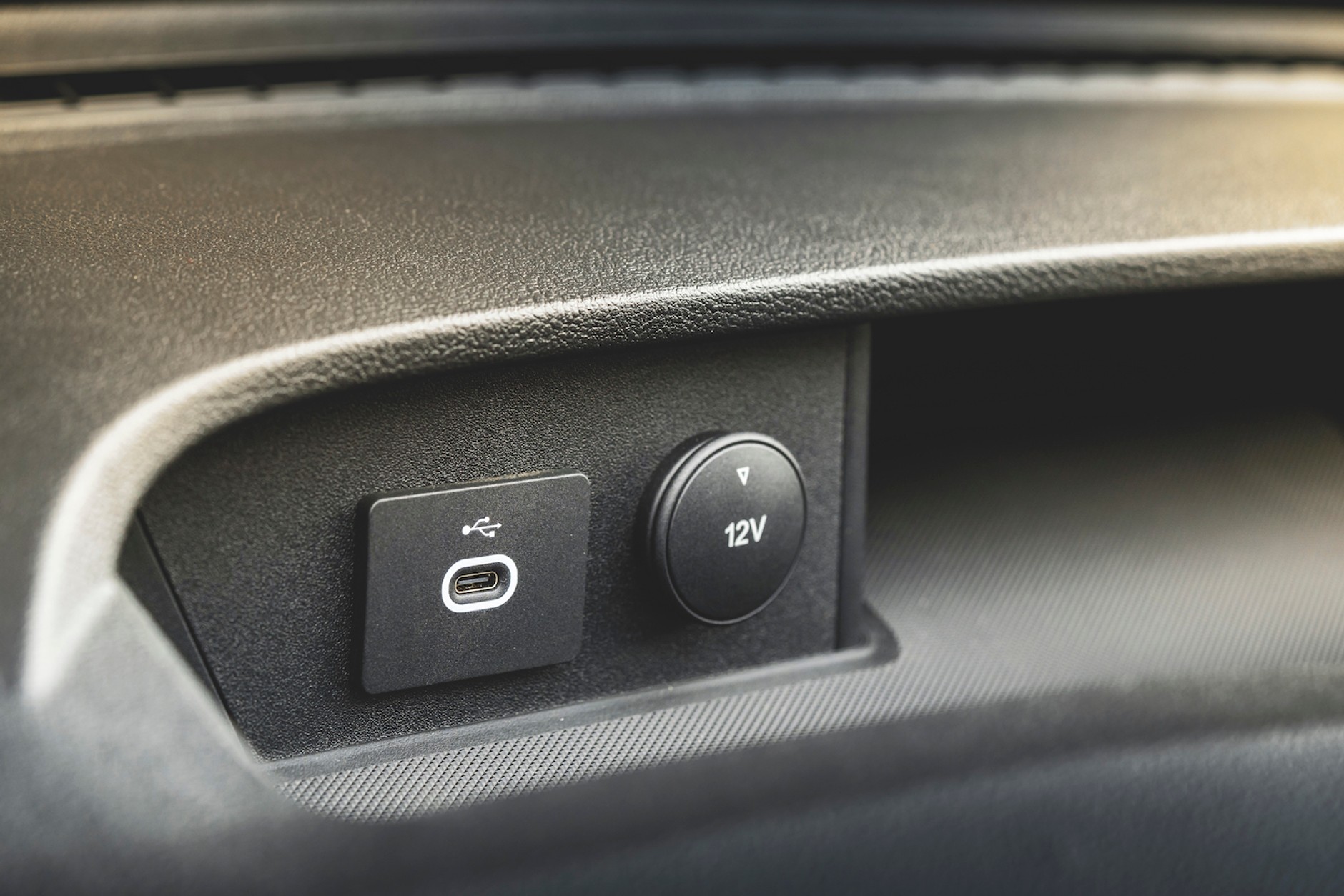 Ford E-Transit 1 generacja 2022 (Ford Pro)