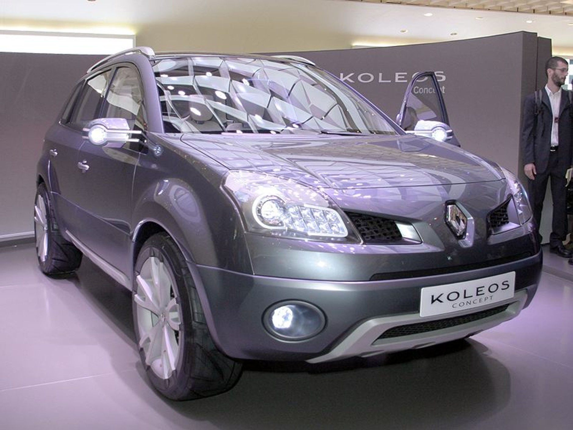 Paryż na żywo: fotogaleria z targów – Renault Koleos