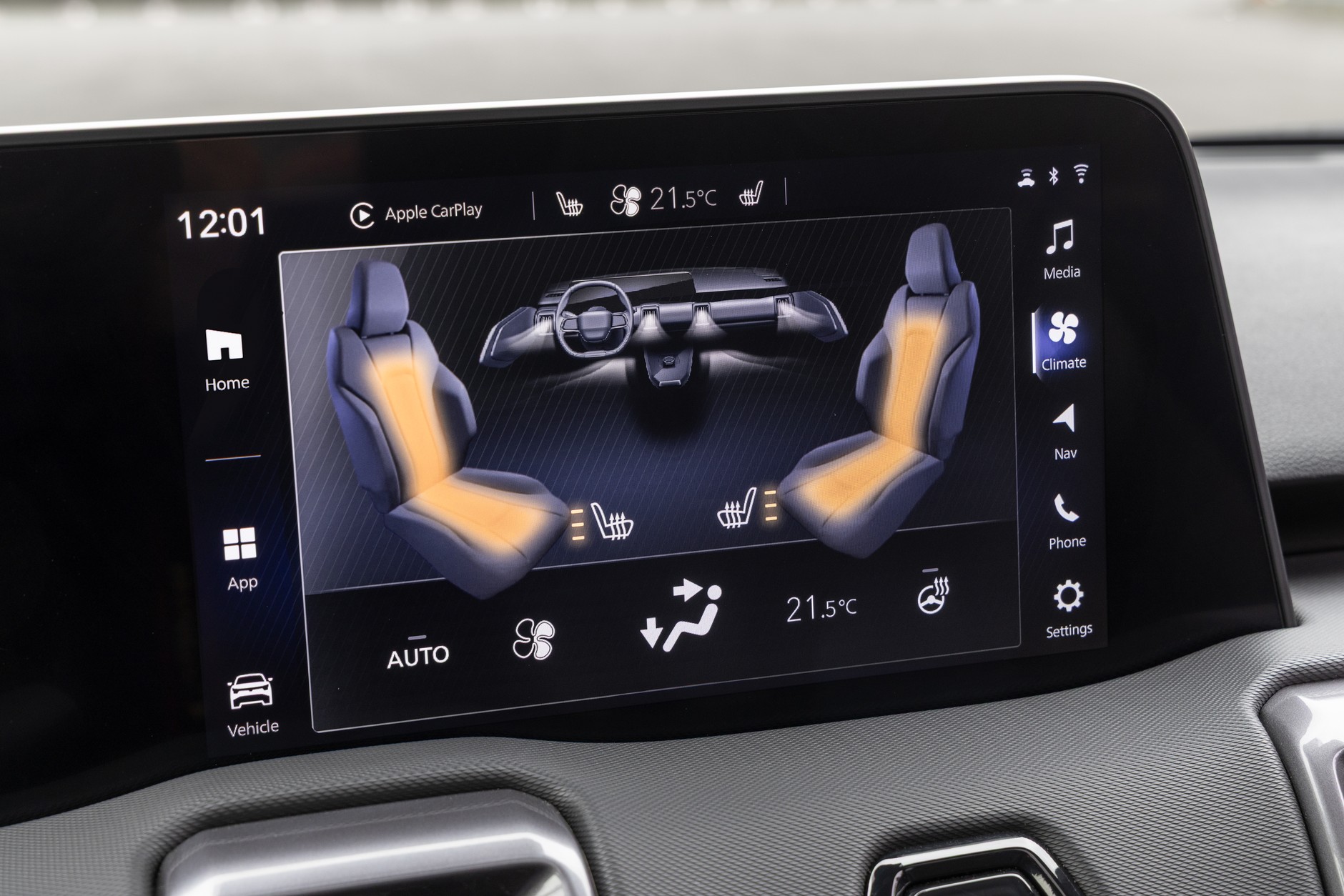 Suzuki e Vitara – ekran