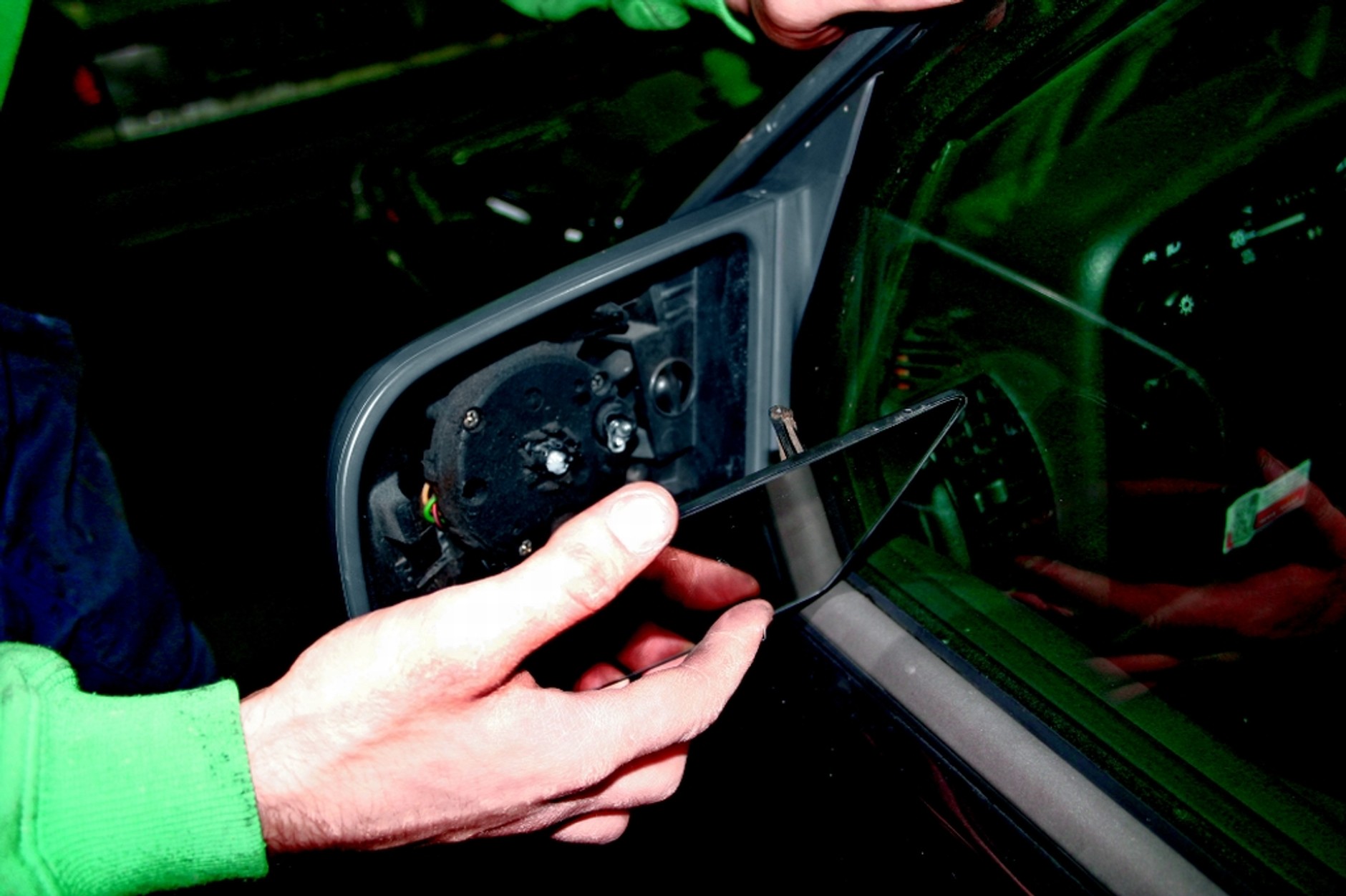 Wymiana lusterka - Radzimy jak to zrobić samodzielnie