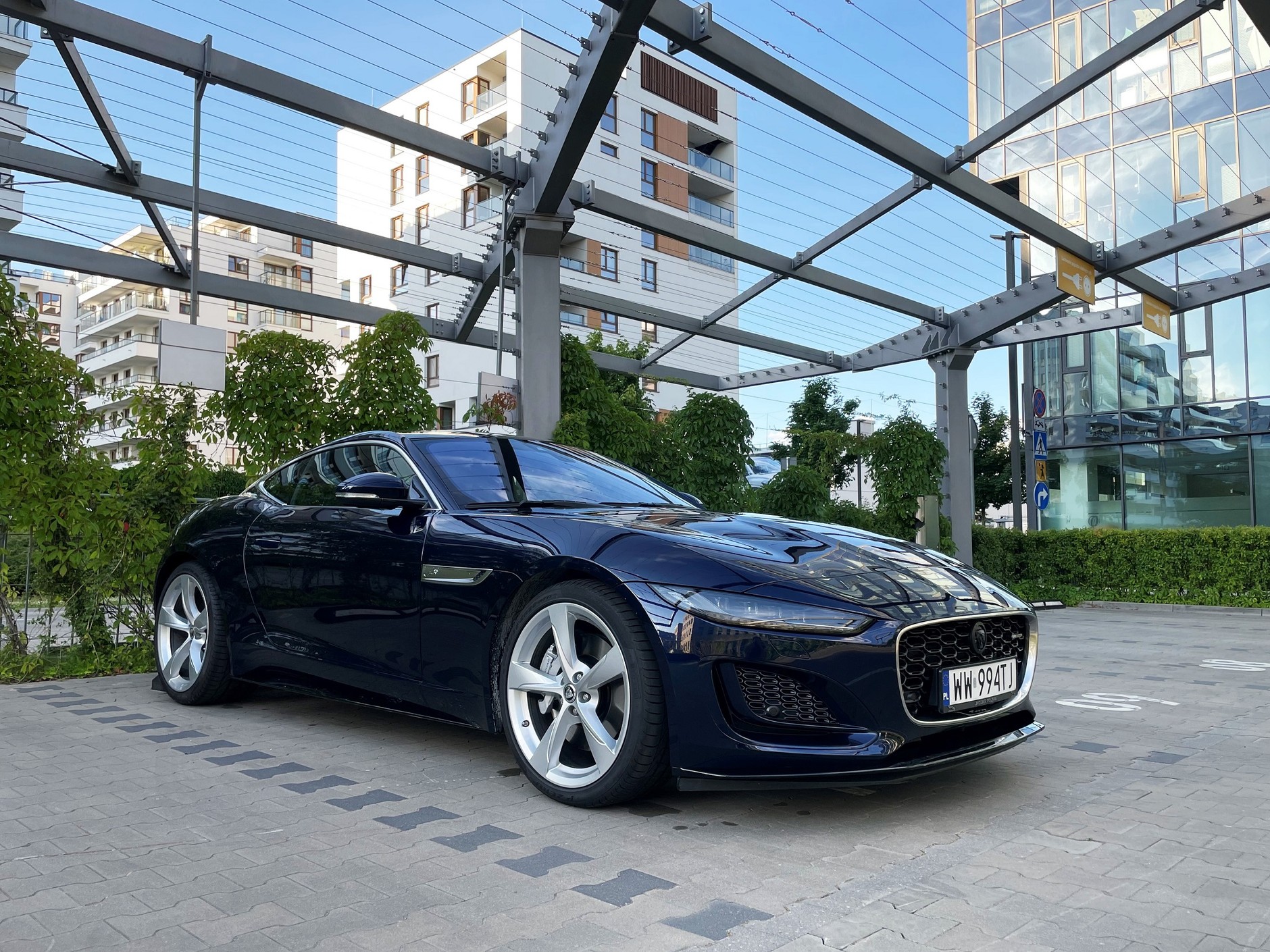 Jaguar F-Type Coupé 2.0 P300 R-Dynamic