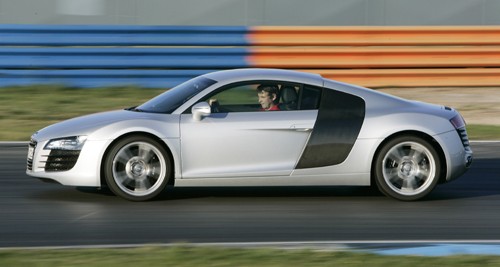 Auto 1 w Polsce