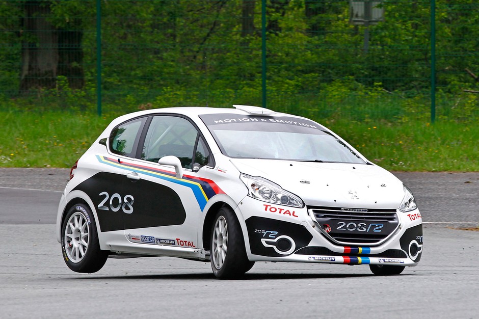 Bryan Bouffier i Peugeot 208 R2 w Rajdzie Polski 2012