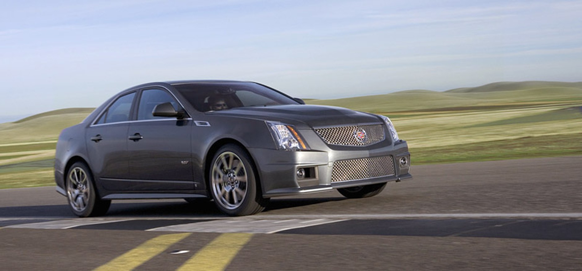 Cadillac CTS-V – oficjalne dane młota na ostre niemieckie sedany