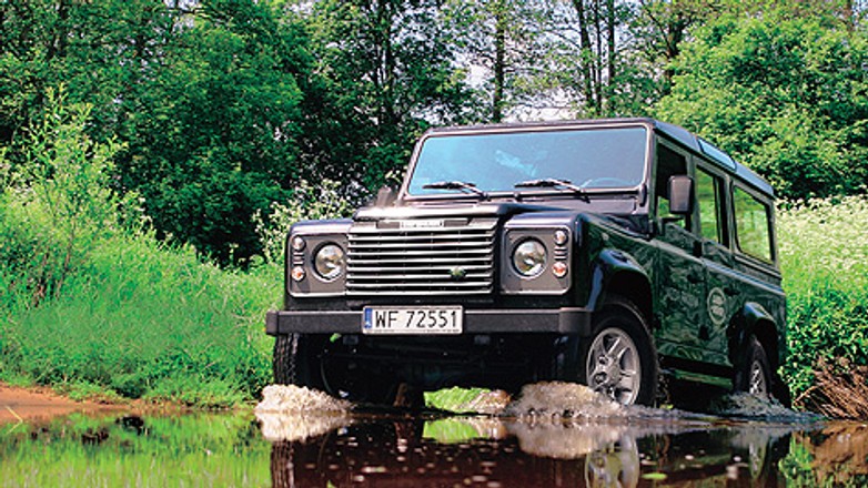 Land Rover Defender 110 - Mocny nie tylko w gębie