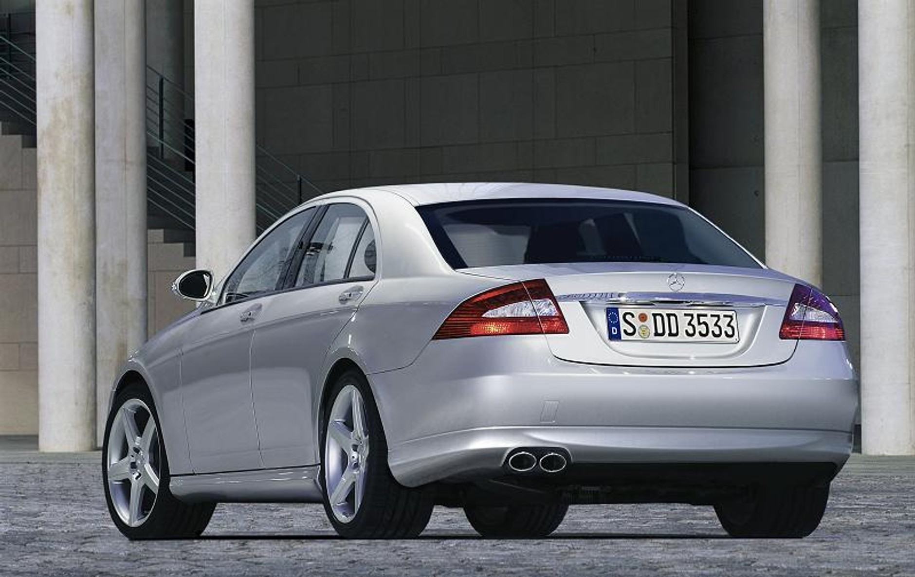 Pierwsze zdjęcia nowego Mercedesa klasy C? Raczej nie.