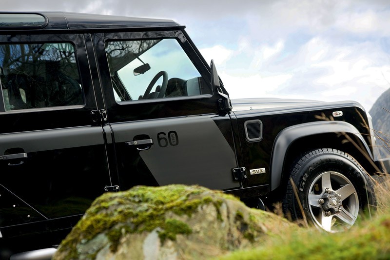 Land Rover Defender SVX: zalotny sześćdziesięciolatek