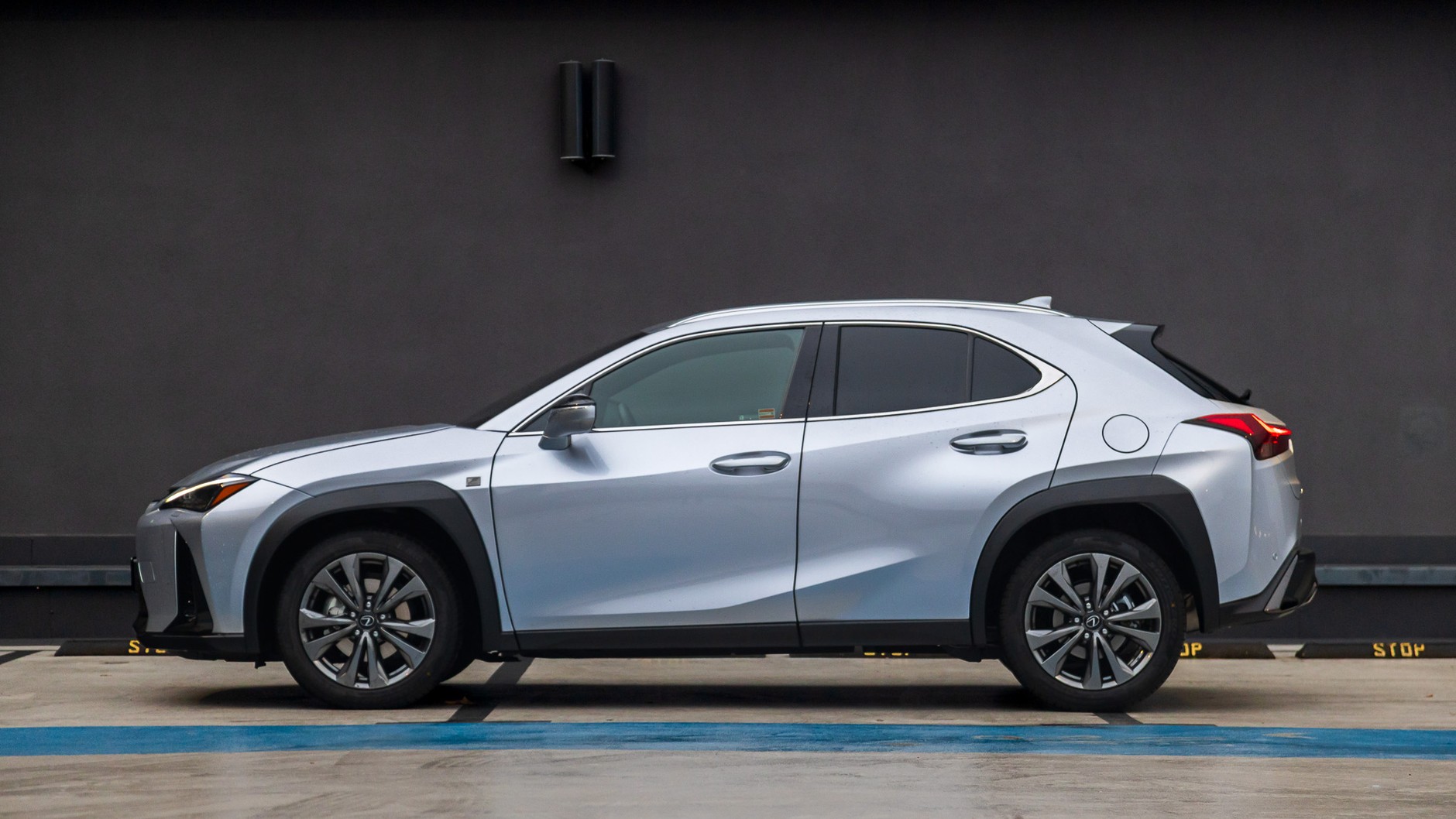 2024 Lexus UX300h