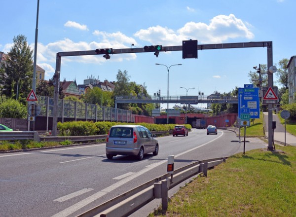 Odcinkowy pomiar prędkości - nowy znak już niedługo na drogach