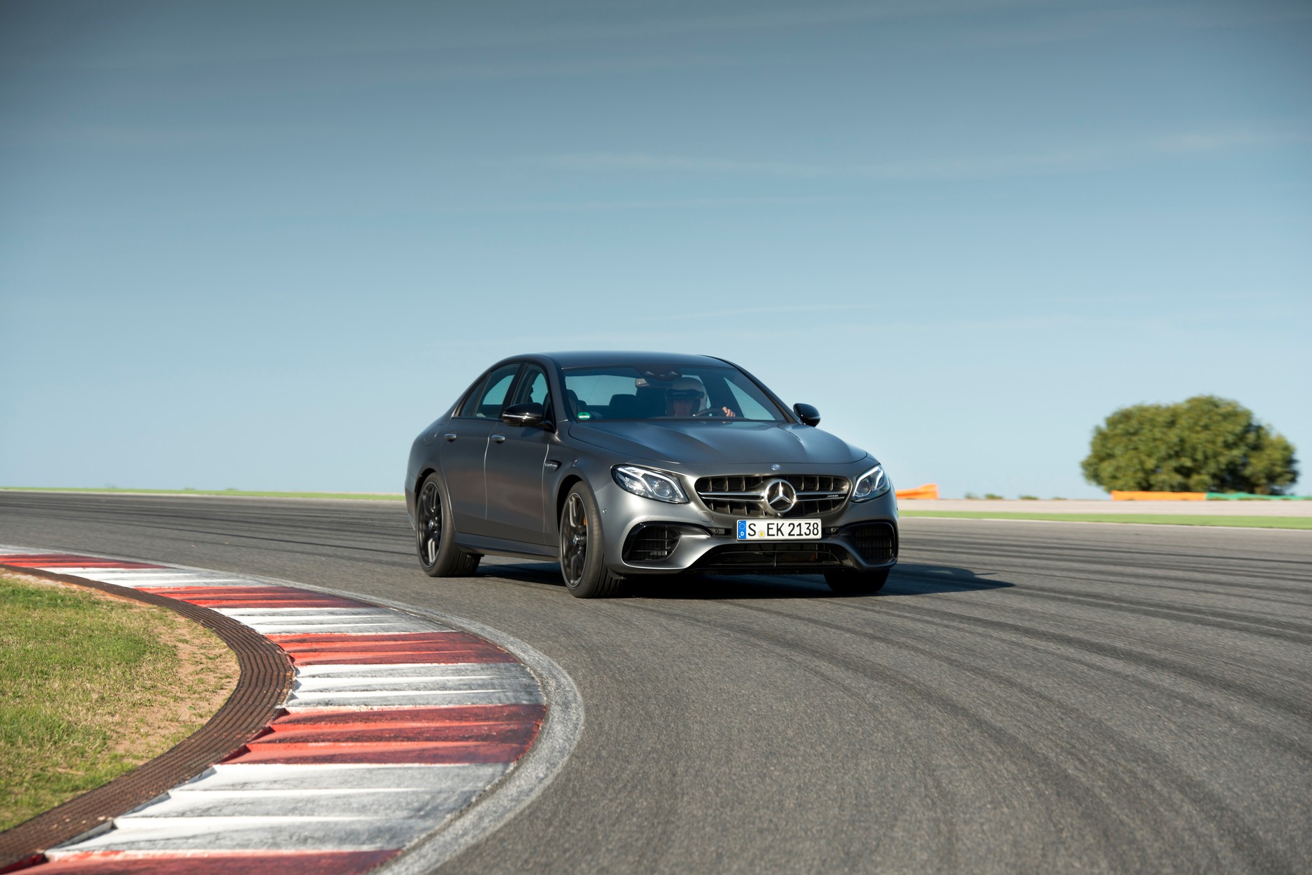Mercedes-AMG E63