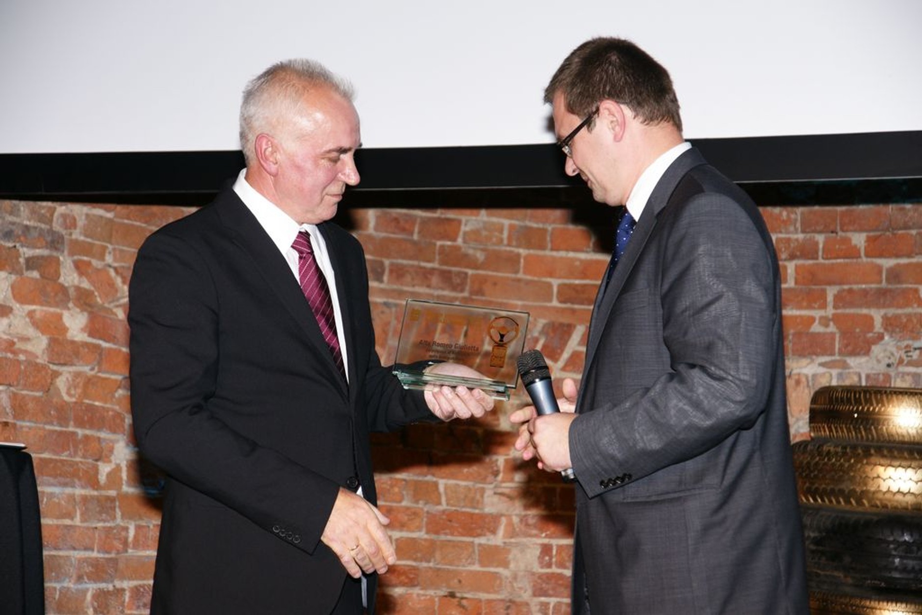 Plebiscyt ZŁOTA KIEROWNICA Auto Świata rozstrzygnięty