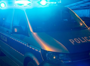 Przyszli na komisariat zgłosić przestępstwo. Po chwili sami byli ścigani