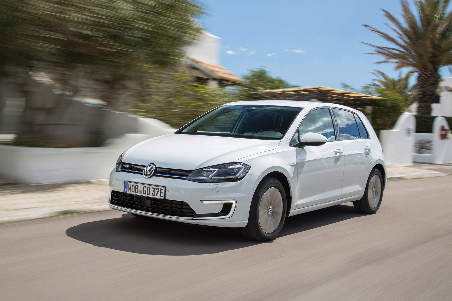 Volkswagen e-Golf - cena od 141 890 zł