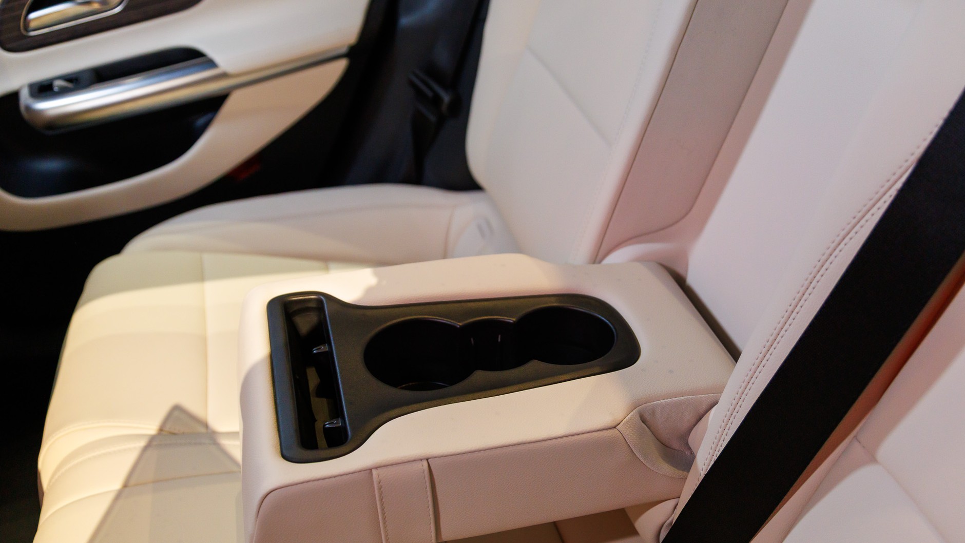 2025 Mercedes-Benz CLA