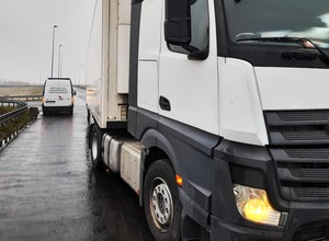 Od ponad tygodnia obowiązują nowe zezwolenia, których... nie ma. Witamy w Polsce!