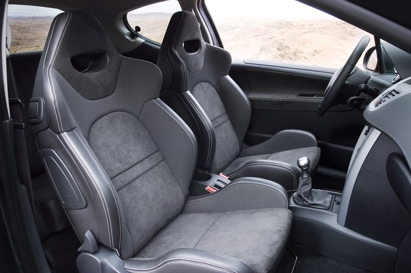 Peugeot w Genewie: 207 RC – szybko i oszczędnie