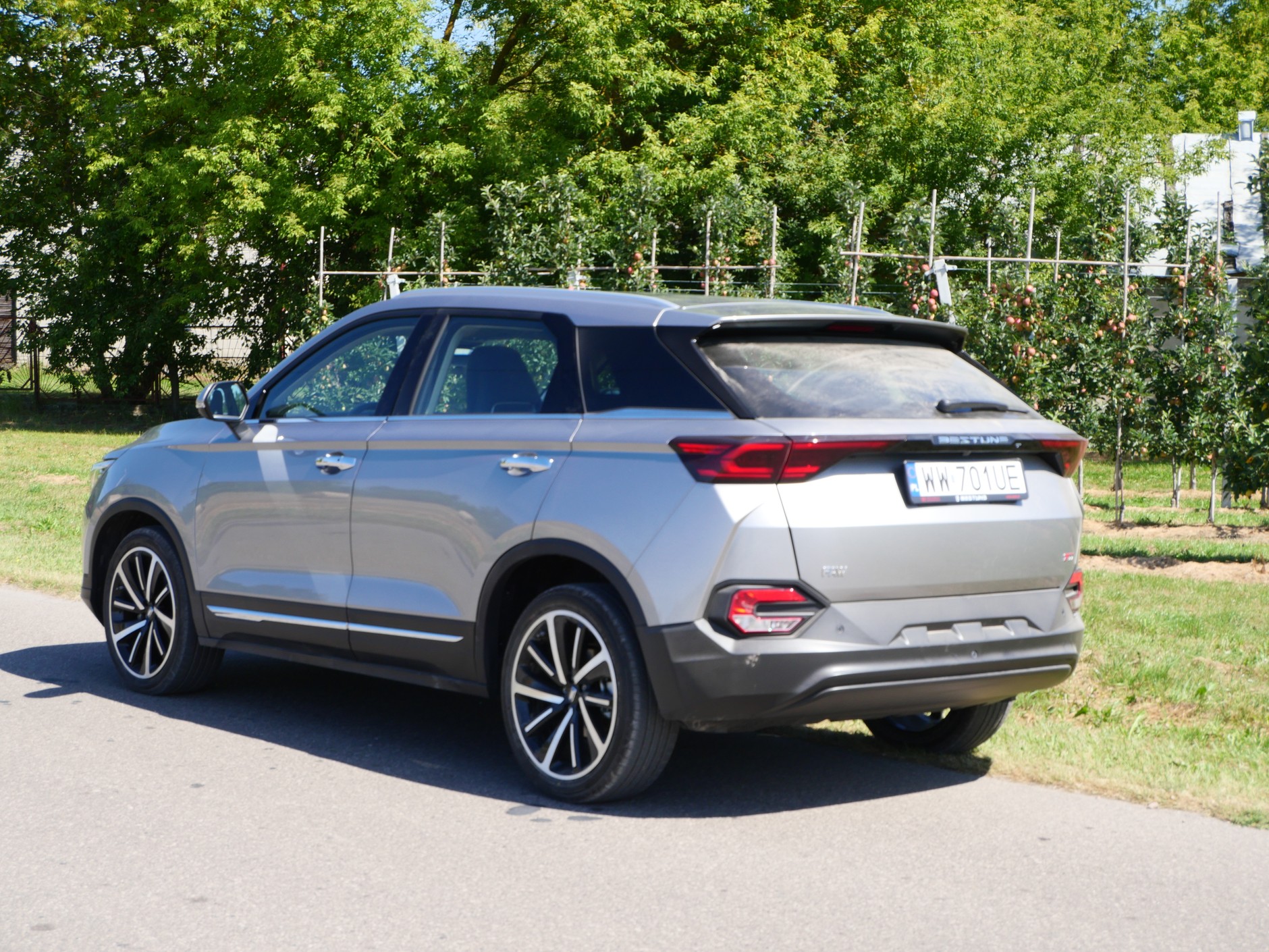 Bestune T77