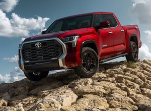 Nowa Toyota Tundra, czyli japońska odpowiedź na Forda F-150