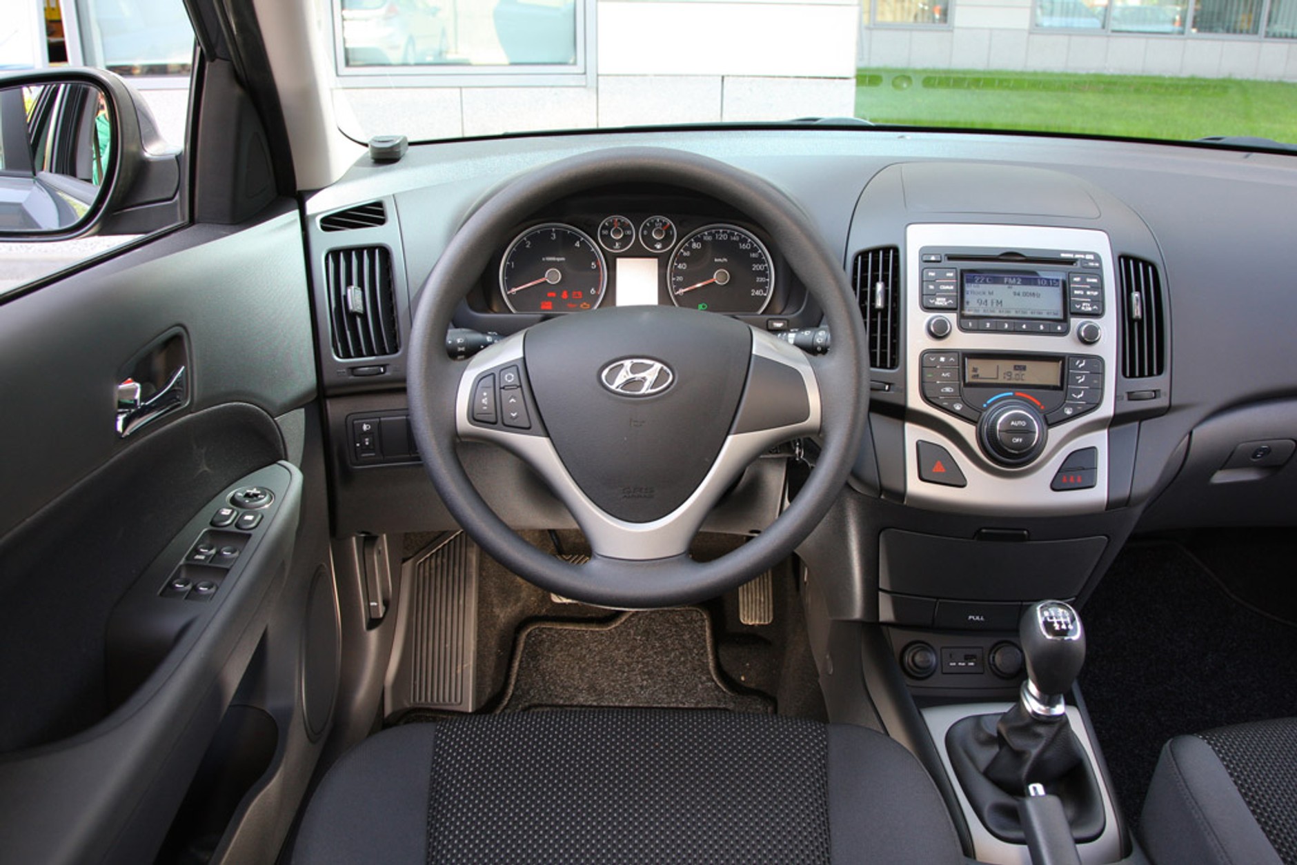 Takie same, a jednak inne: Peugeot 308 SW kontra Hyundai i30 CW i Ford Focus Kombi