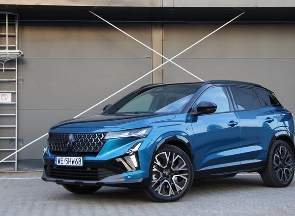 Testujemy nowe Renault Austral. Francuski SUV ma 200-konną hybrydę i cztery skrętne koła