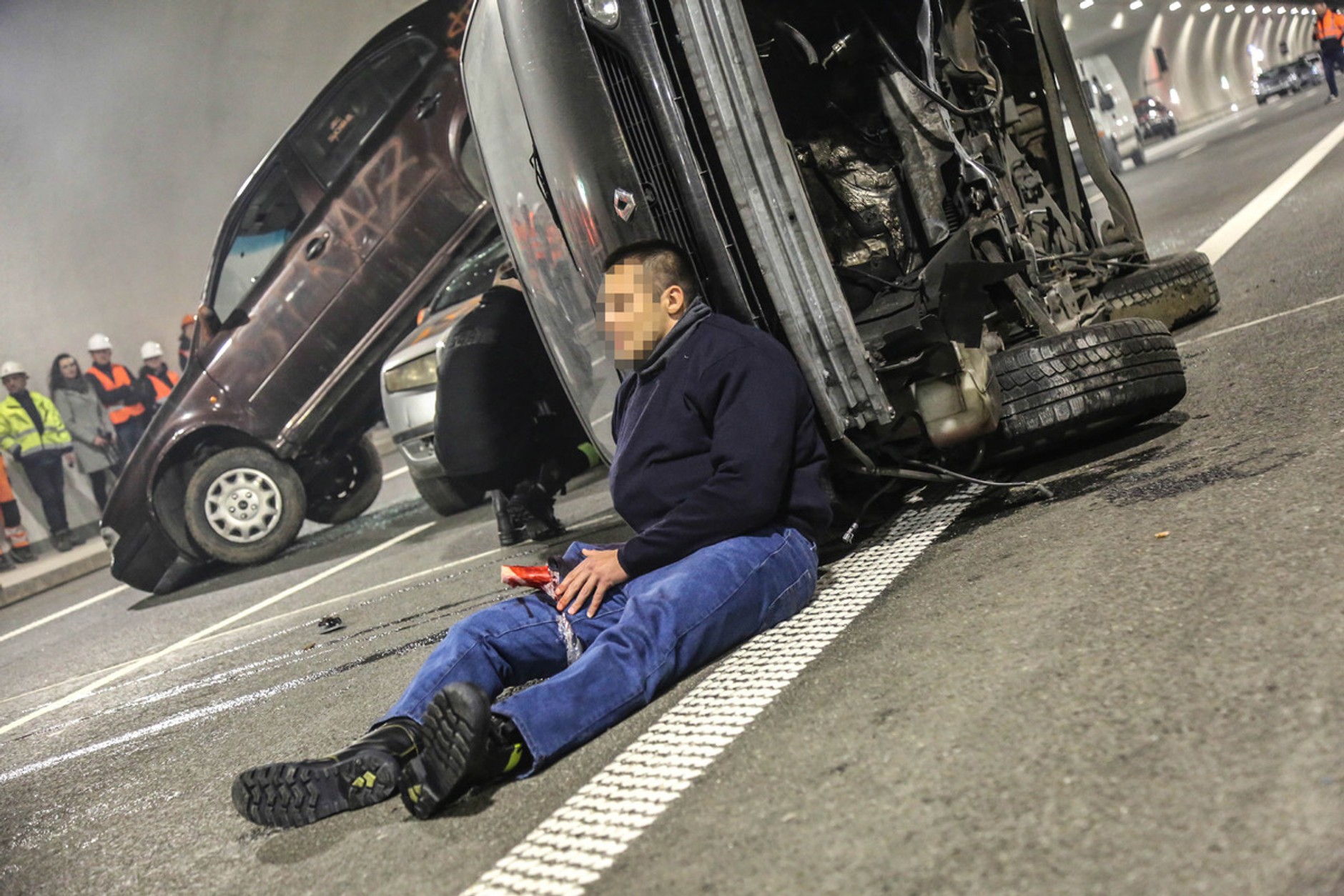 Ćwiczenia w tunelu drogi S7 na Zakopiance