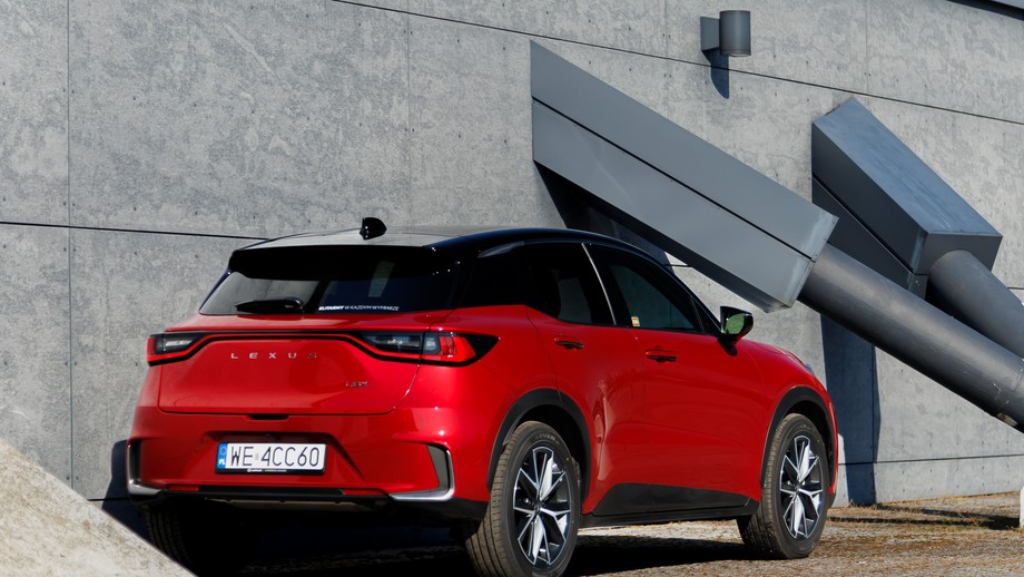 Lexus LBX