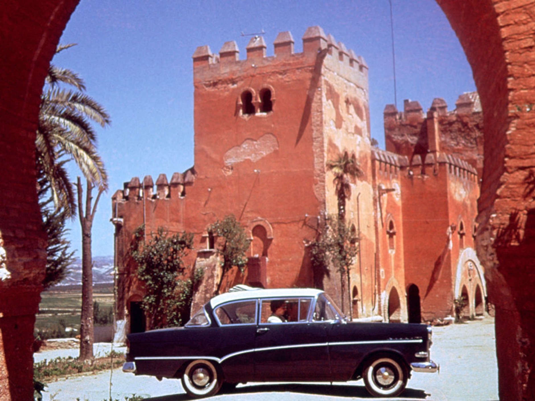 Opel: letnie romanse od 50. lat minionego stulecia (fotogaleria)