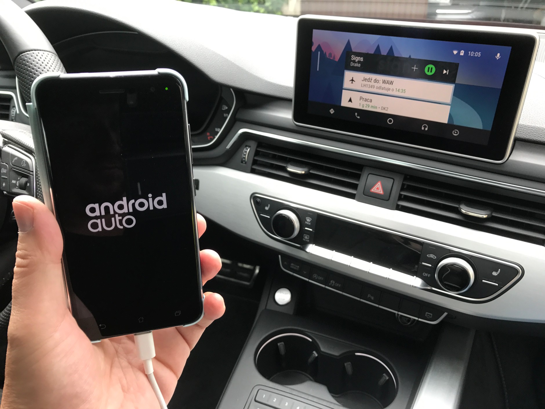 Wbrew pozorom do wysyłania informacji z samochodu smartfon wcale nie jest potrzebny