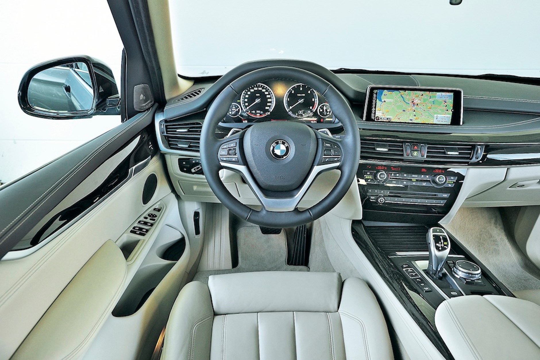 Porównanie luksusowych terenówek