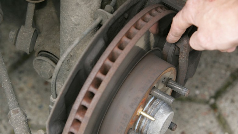 Co się może zepsuć w hamulcach?