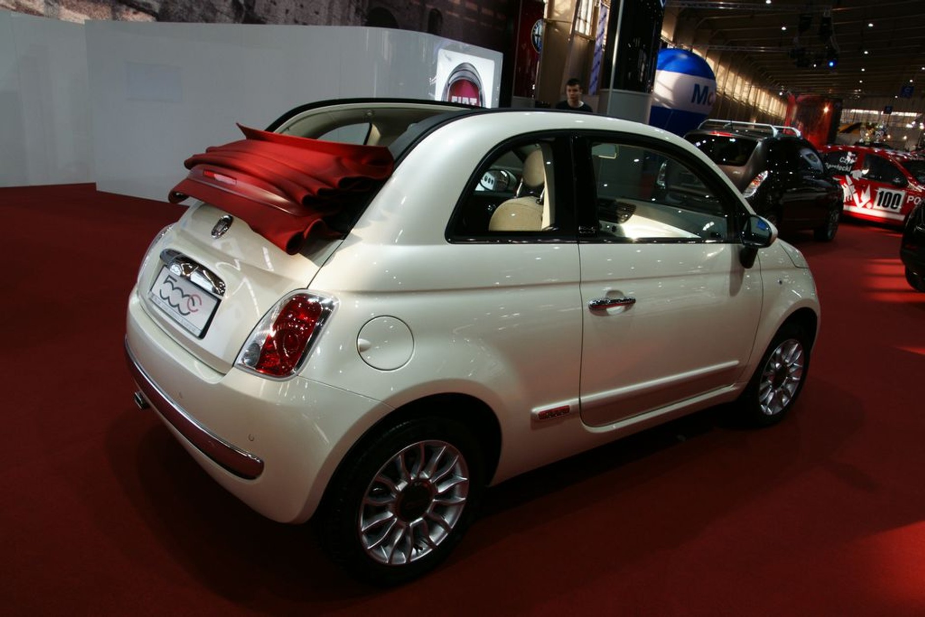 Poznań Motor Show 2010: ostatnie godziny przed oficjalnym otwarciem (galeria)