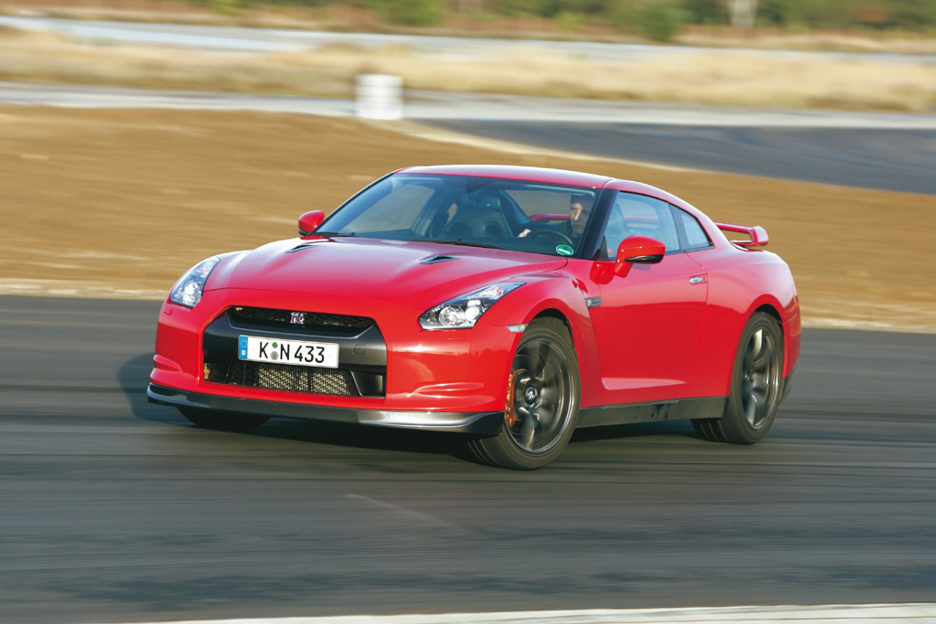 Nissan GT-R kontra Porsche 911 Turbo - Porsche kontratakuje