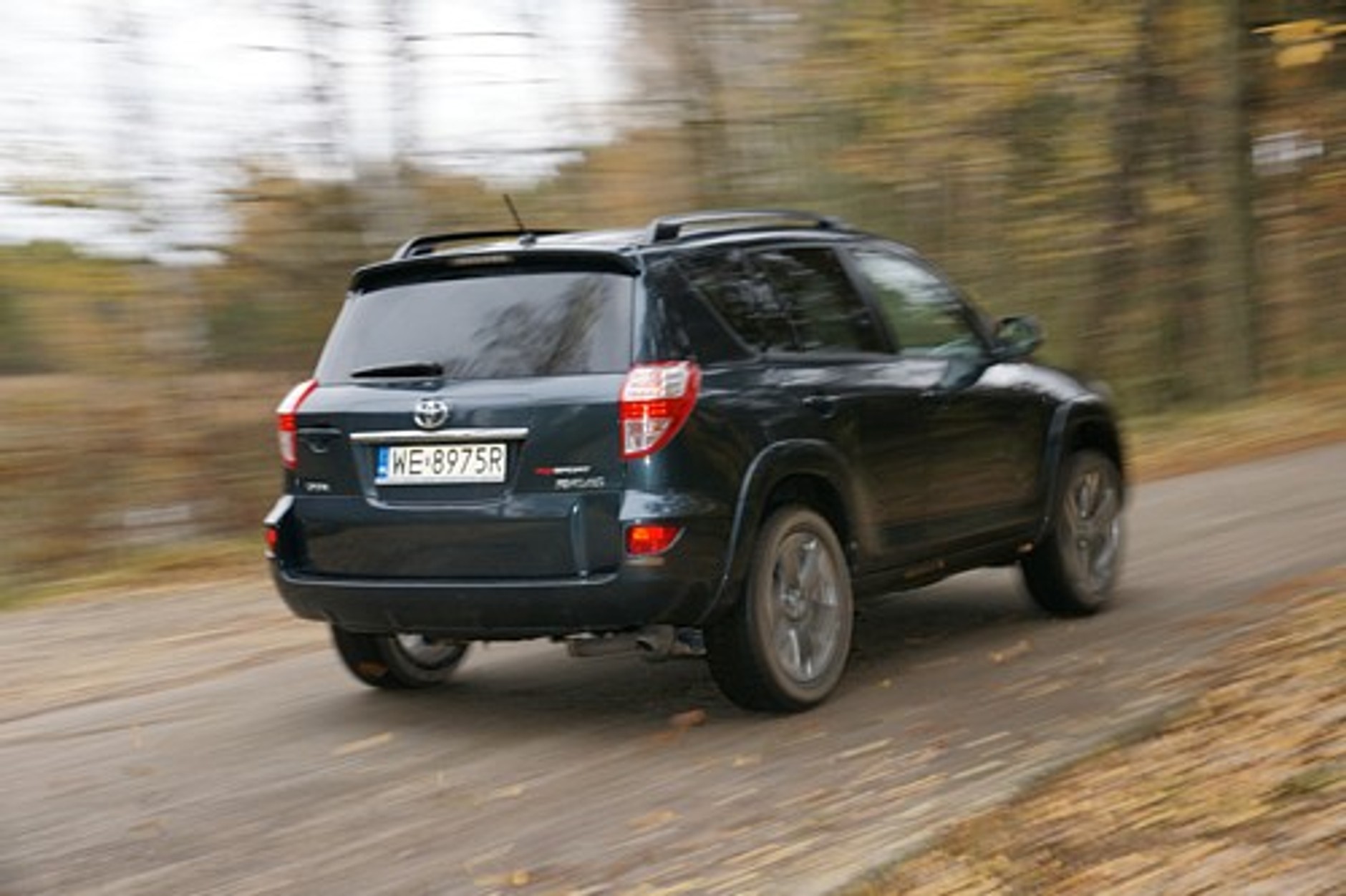 Toyota RAV4 2.2 D-cat 180 X - Po pierwsze: Nie przepłacaj!