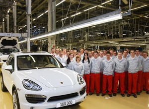 Porsche Cayenne II razy 100 000
