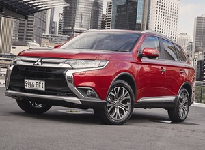 Frankfurt 2015: Mitsubishi Outlander PHEV w roli głównej