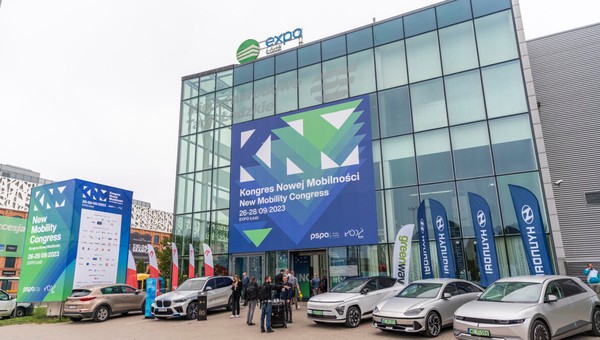 Kongres Nowej Mobilności 2024. "Auto Świat" patronem medialnym wydarzenia