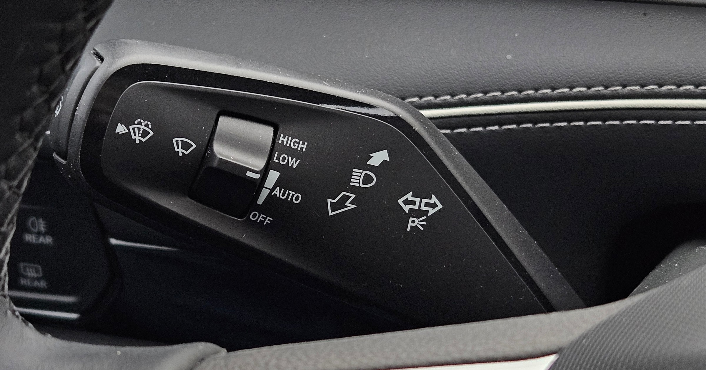 Funkcja auto zimą to proszenie się o kłopoty. Niszczy mechanizm